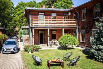 Фотографии Дома для отпуска Wooden House near City center г. Рига (Латвия) №1 Фото Дома для отпуска Wooden House near City center г. Рига 1