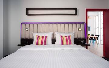 Фото номера Апартаменты с 1 спальней и балконом Апарт-отели Park Inn by Radisson Residence Riga Barona г. Рига 9