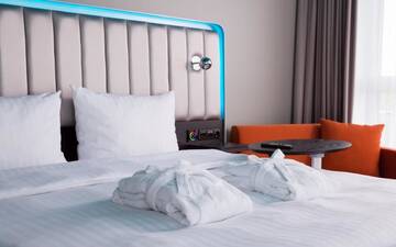 Фото номера Улучшенный номер Отель Park Inn by Radisson Riga Valdemara г. Рига 6