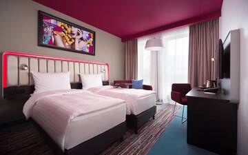 Фото номера Улучшенный номер Отель Park Inn by Radisson Riga Valdemara г. Рига 5