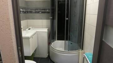 Фото номера Улучшенные апартаменты Апартаменты Cat Garden Superior Apartments Riga г. Рига 42