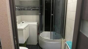 Фото номера Улучшенные апартаменты Апартаменты Cat Garden Superior Apartments Riga г. Рига 11