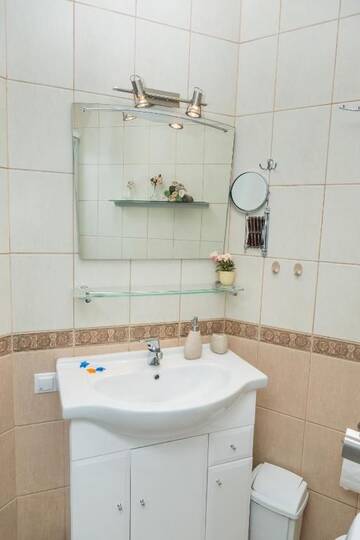 Фото номера Улучшенные апартаменты Апартаменты Baltic Amber in Diplomatic District &amp; Free Parking г. Рига 80