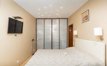 Фото Апартаменты Baltic Amber in Diplomatic District &amp; Free Parking г. Рига 2