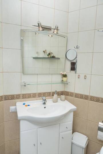 Фото номера Улучшенные апартаменты Апартаменты Baltic Amber in Diplomatic District &amp; Free Parking г. Рига 28
