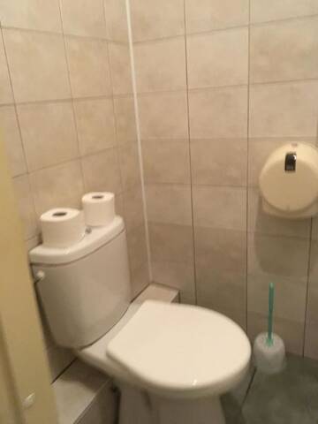Фото номера Одноместный номер с общим душем и туалетом Хостелы Hostel Viktorija with Private Rooms г. Рига 12