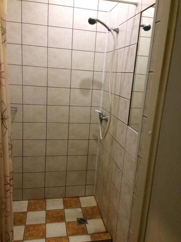 Фото номера Одноместный номер с общим душем и туалетом Хостелы Hostel Viktorija with Private Rooms г. Рига 10