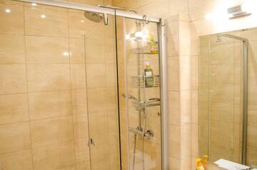Фото номера Апартаменты с 2 спальнями Апартаменты City Inn Riga Apartment Old Town Home with parking г. Рига 33