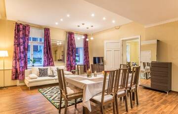 Фото номера Апартаменты Апартаменты Charming spacious 3 bedroom in Old Town г. Рига 48