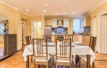 Фото номера Апартаменты Апартаменты Charming spacious 3 bedroom in Old Town г. Рига 52