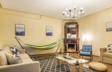 Фото Апартаменты Charming spacious 3 bedroom in Old Town г. Рига 1