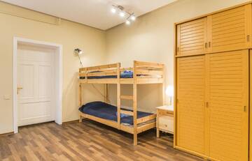 Фото номера Апартаменты Апартаменты Charming spacious 3 bedroom in Old Town г. Рига 12