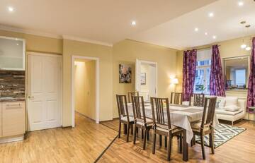 Фото номера Апартаменты Апартаменты Charming spacious 3 bedroom in Old Town г. Рига 28