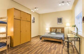 Фото номера Апартаменты Апартаменты Charming spacious 3 bedroom in Old Town г. Рига 24