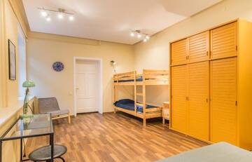 Фото номера Апартаменты Апартаменты Charming spacious 3 bedroom in Old Town г. Рига 64