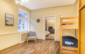 Фото номера Апартаменты Апартаменты Charming spacious 3 bedroom in Old Town г. Рига 31