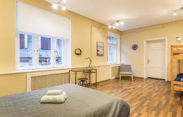 Фото номера Апартаменты Апартаменты Charming spacious 3 bedroom in Old Town г. Рига 32
