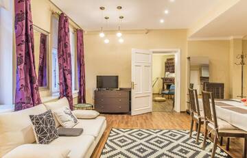 Фото номера Апартаменты Апартаменты Charming spacious 3 bedroom in Old Town г. Рига 10