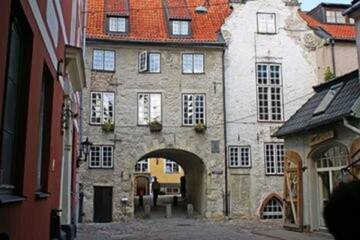 Фото номера Лофт Апартаменты Old Riga Romantic Loft г. Рига 33