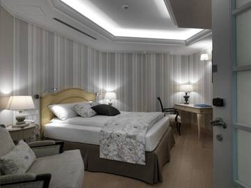 Фото номера Небольшой двухместный номер с 1 кроватью Отель Relais Le Chevalier г. Рига 6