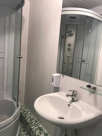Фото номера Номер-студио с кроватью размера &quot;king-size&quot; Апартаменты A1 apartments with free parking г. Рига 30