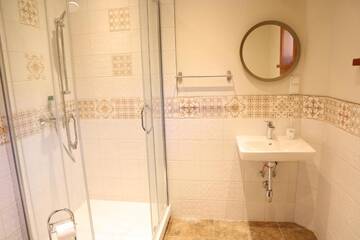 Фото номера Дом с 1 спальней Апартаменты Holiday House in Riga г. Рига 21