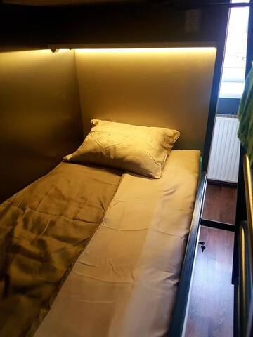 Фото номера Кровать в общем 8-местном номере для мужчин и женщин Хостелы Apartament 1A г. Рига 5