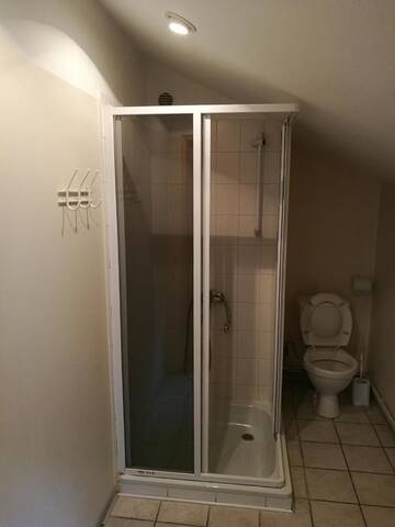 Фото номера Семейный номер Хостелы MAKSIAN HOSTEL RIGA г. Рига 12