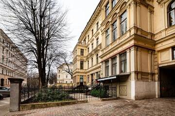 Фото номера Апартаменты Делюкс Апартаменты Kalnina Quiet Apartment in City Center г. Рига 34