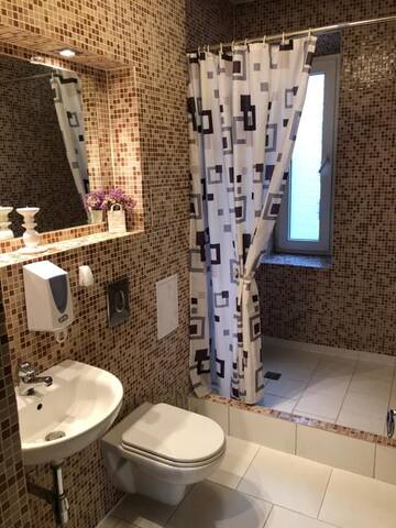 Фото номера Апартаменты с 3 спальнями Апартаменты Family or Group Apartment in Green Center г. Рига 23