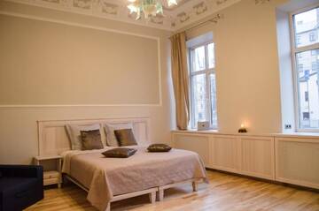 Фото номера Апартаменты с 1 спальней Апартаменты City Inn Riga Apartment, Barons promenade with parking г. Рига 36