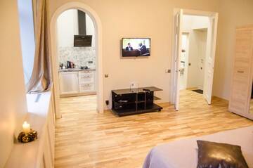 Фото номера Апартаменты с 1 спальней Апартаменты City Inn Riga Apartment, Barons promenade with parking г. Рига 39