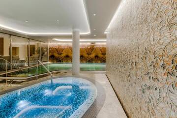 Фото Отель Grand Poet Hotel and SPA by Semarah г. Рига 3