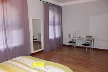 Фото номера Апартаменты с 3 спальнями Апарт-отели Skyline Apartments г. Рига 8