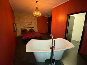 Фото Отели для свиданий LOVE Apartments (Adult Only) г. Рига 1