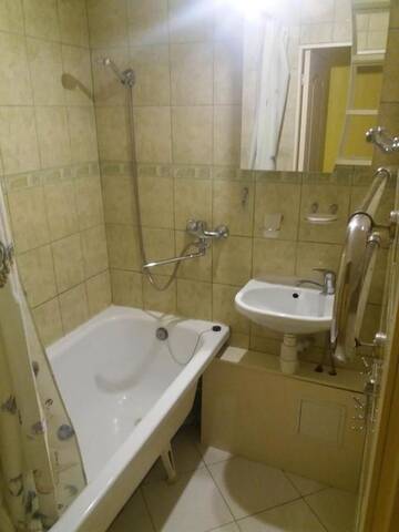 Фото номера Дом с 1 спальней Дома для отпуска Lāčplēša comfy appartment г. Рига 7