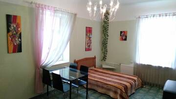 Фото Гостевой дом Quiet and cozy rooms in the center near the Old Town г. Рига 4