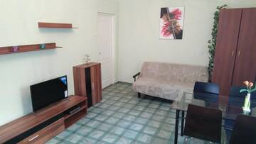 Фото номера Четырехместный номер с общей ванной комнатой Гостевой дом Quiet and cozy rooms in the center near the Old Town г. Рига 11