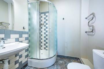 Фото номера Большой двухместный номер с 1 кроватью Капсульные отели Blue Bird capsule hostel г. Рига 7