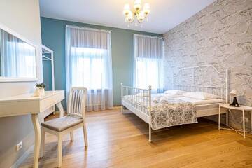 Фото Капсульные отели Blue Bird capsule hostel г. Рига 2