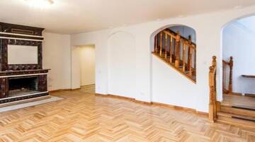 Фото номера Дом с 5 спальнями Комплексы для отдыха с коттеджами/бунгало Riga house. г. Рига 49