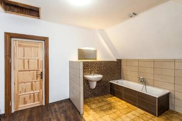 Фото номера Дом с 5 спальнями Комплексы для отдыха с коттеджами/бунгало Riga house. г. Рига 55