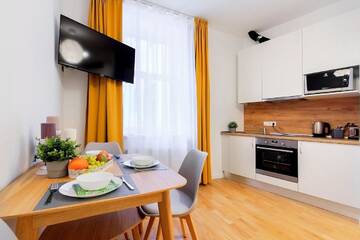 Фото номера Номер-студио Делюкс с кроватью размера &quot;queen-size&quot; Апартаменты Residential Barona Apartments in Riga Centre г. Рига 2