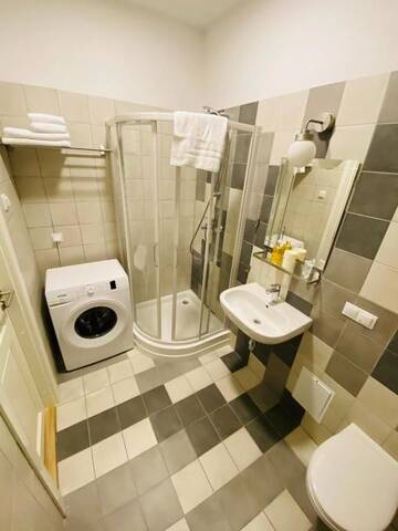 Фото номера Номер-студио Делюкс с кроватью размера &quot;queen-size&quot; Апартаменты Residential Barona Apartments in Riga Centre г. Рига 9