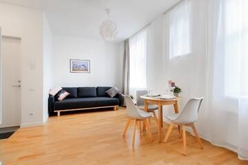 Фото номера Номер-студио Делюкс с кроватью размера &quot;queen-size&quot; Апартаменты Residential Barona Apartments in Riga Centre г. Рига 2