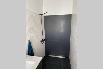 Фото номера Апартаменты с 2 спальнями Апартаменты Modern apartment in historical building г. Рига 11