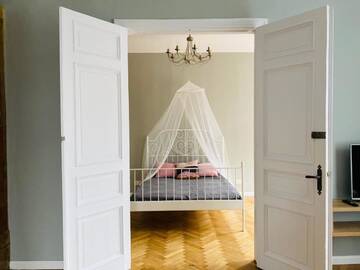 Фото номера Апартаменты с 2 спальнями Апартаменты Modern apartment in historical building г. Рига 15