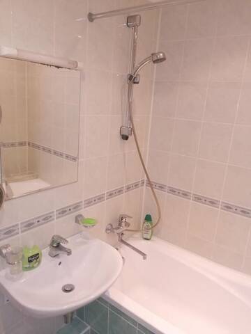 Фото номера Апартаменты с 1 спальней Апартаменты 15 minutes from the Beach and city Center г. Рига 9