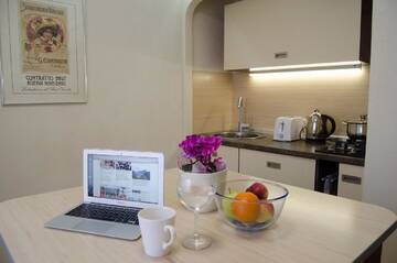 Фото номера Апартаменты с балконом Апартаменты City Inn Riga Apartment, Quiet center with balcony with parking г. Рига 12