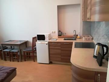 Фото номера Улучшенные апартаменты Апарт-отели Cheap &amp; Good Apartments г. Рига 4